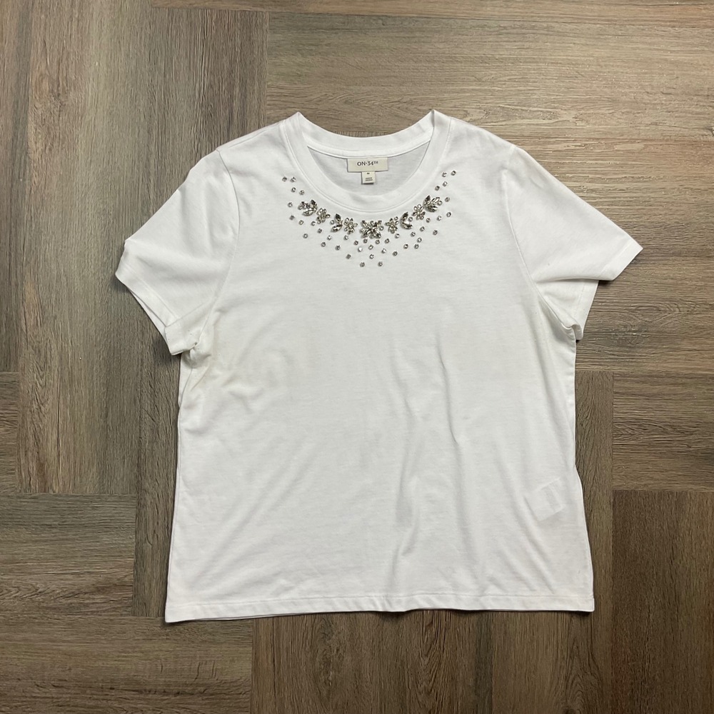 ON 34th Rhinestone Embellished Crew Neck Tee Shirt Womens Medium White Silver